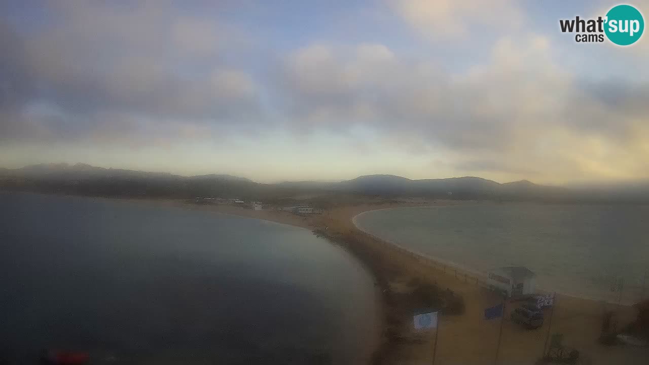 L’Isuledda spletna kamera Isola dei Gabbiani – Porto Pollo – Palau – Sardinija – Italija