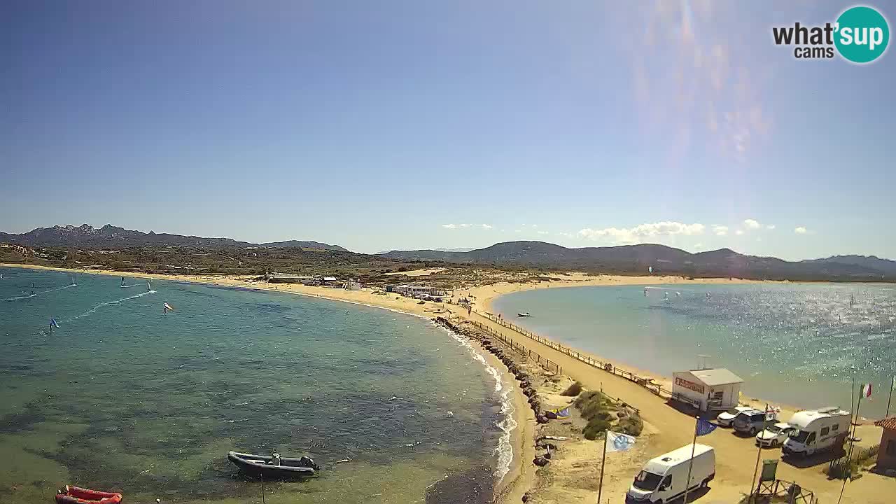 L’Isuledda spletna kamera Isola dei Gabbiani – Porto Pollo – Palau – Sardinija – Italija