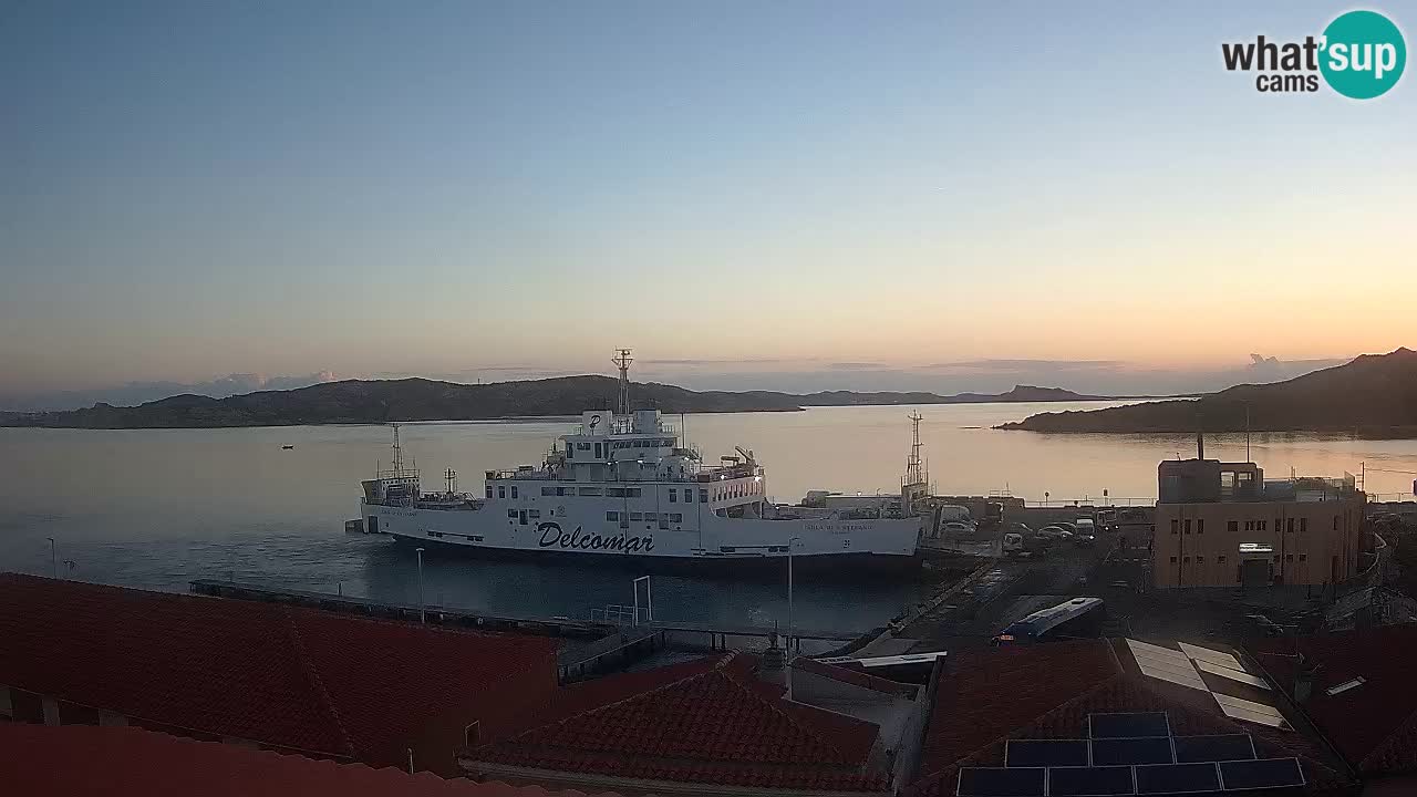 Spletna kamera Isola dei Gabbiani – Wind bar – Porto Pollo – Palau – Sardinija – Italija