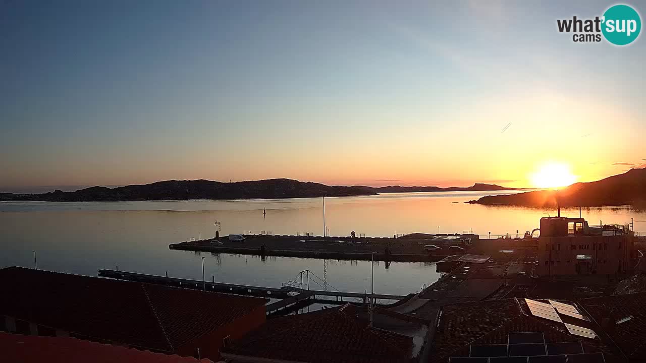 Spletna kamera Isola dei Gabbiani – Wind bar – Porto Pollo – Palau – Sardinija – Italija