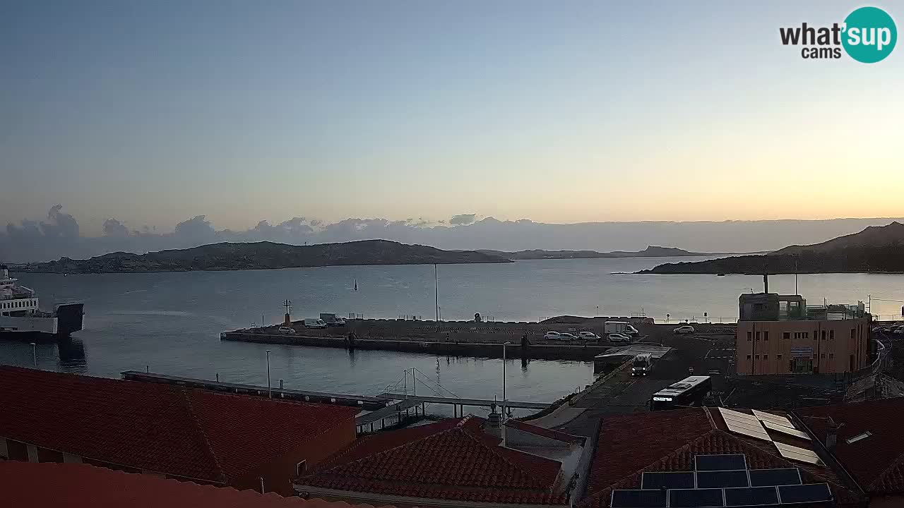 Spletna kamera Isola dei Gabbiani – Wind bar – Porto Pollo – Palau – Sardinija – Italija