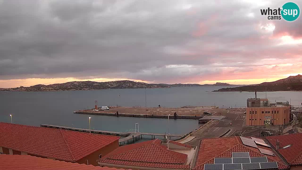 Spletna kamera Isola dei Gabbiani – Wind bar – Porto Pollo – Palau – Sardinija – Italija