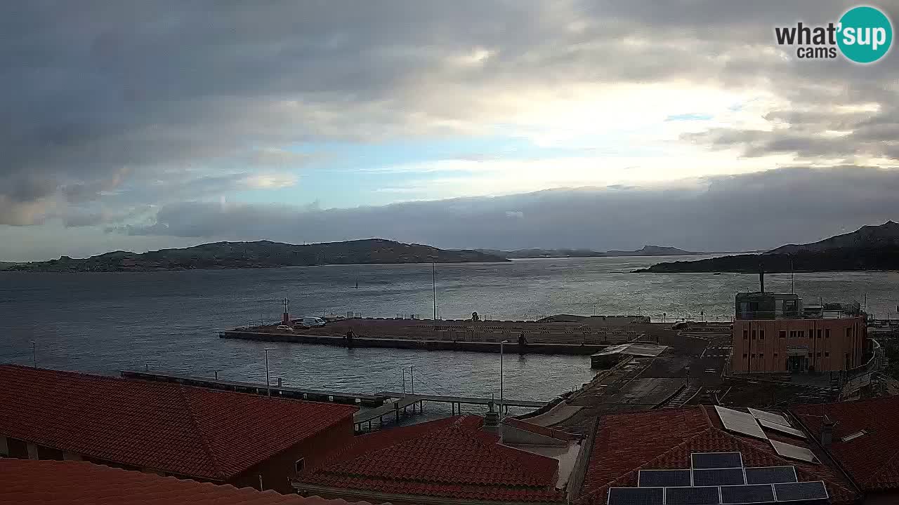 Spletna kamera Isola dei Gabbiani – Wind bar – Porto Pollo – Palau – Sardinija – Italija