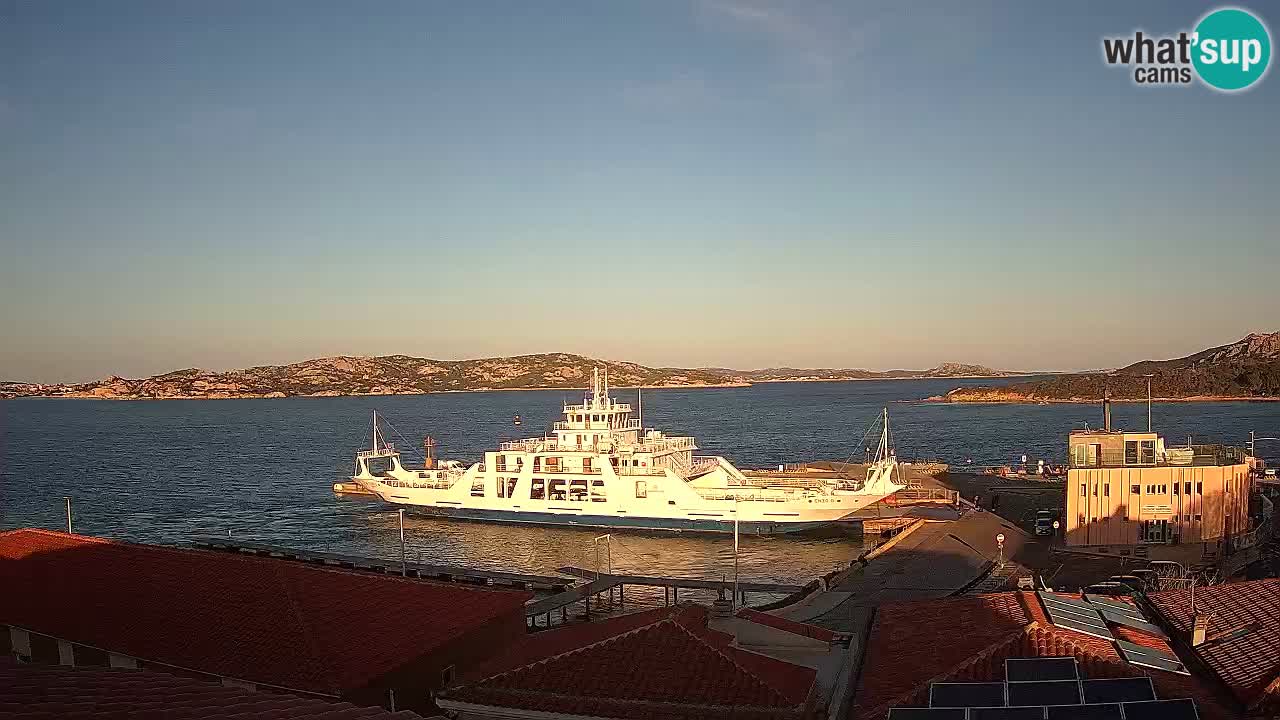 Spletna kamera Isola dei Gabbiani – Wind bar – Porto Pollo – Palau – Sardinija – Italija