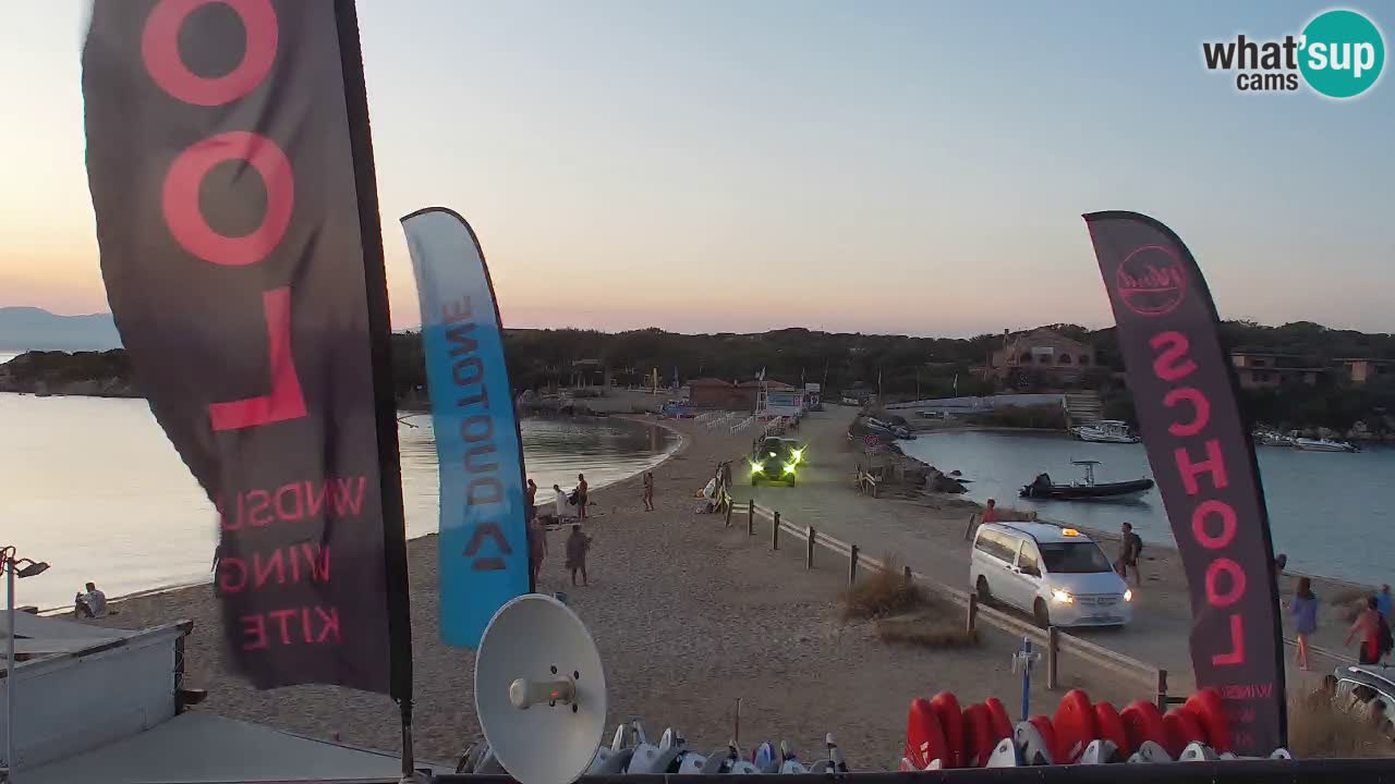 Isuledda web kamera Porto Pollo Isola dei Gabbiani – Kitesurf Side – Palau – Sardinija – Italija