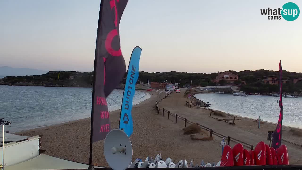 Camera en vivo Isola dei Gabbiani – Wind bar – Porto Pollo – Palau – Cerdeña – Italia