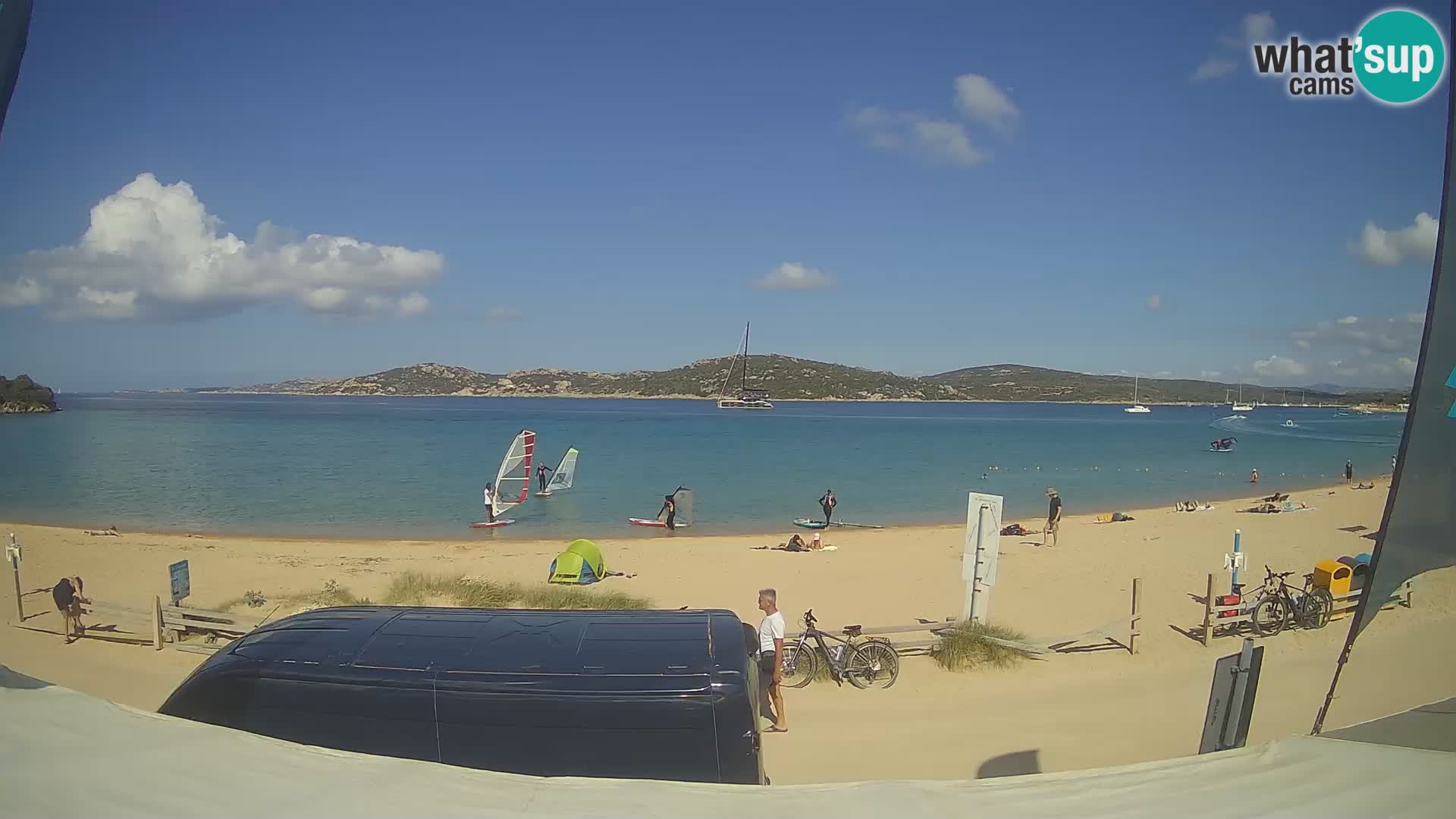 Porto Pollo Windsurfing i Kite surfanje web kamera uživo – Sardinija – Italija