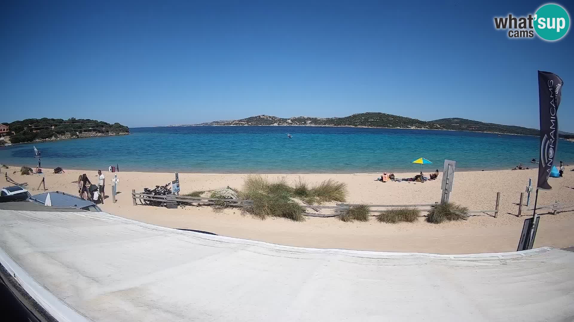 Spletna kamera v živo za jadranje na deski in kajtanje Porto Pollo – Sardinija – Italija