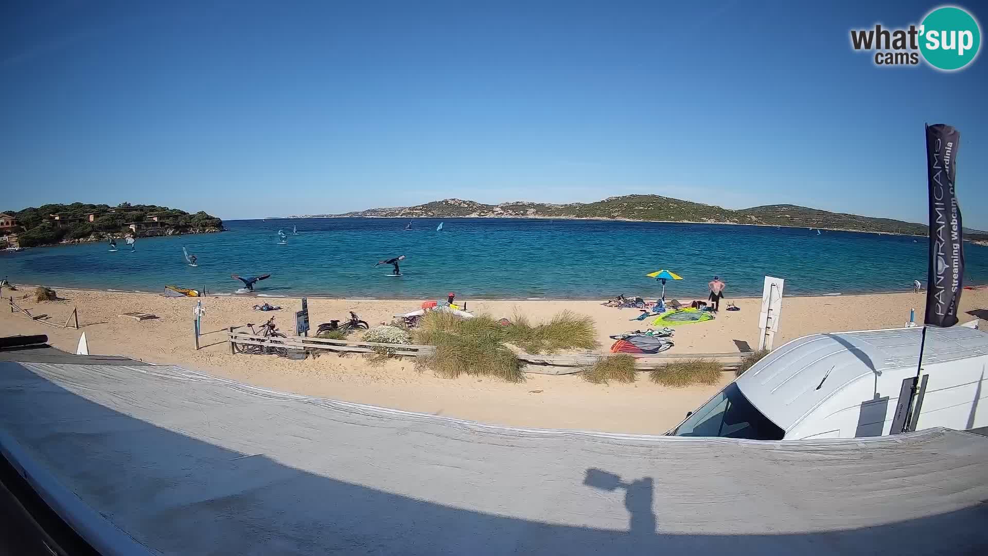 Spletna kamera v živo za jadranje na deski in kajtanje Porto Pollo – Sardinija – Italija