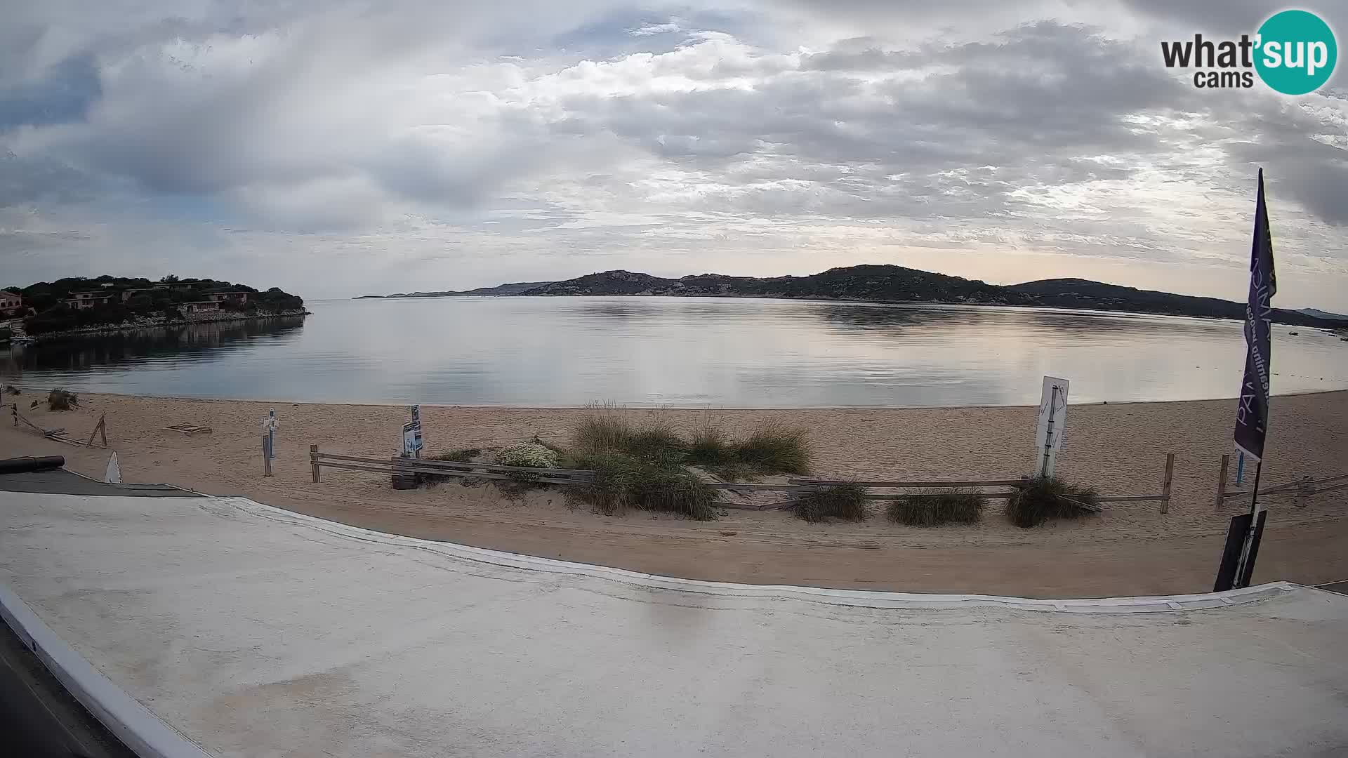 Porto Pollo Windsurfing and Kite surfing live webcam – Sardinia – Italy