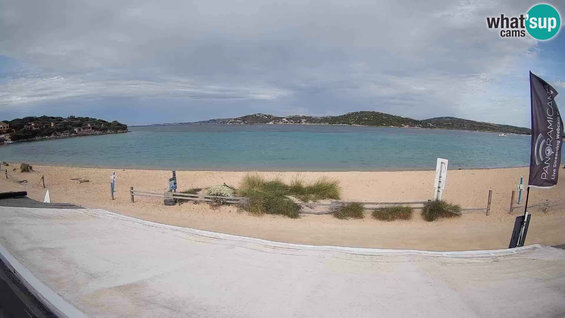 Porto Pollo Windsurfing and Kite surfing live webcam – Sardinia – Italy