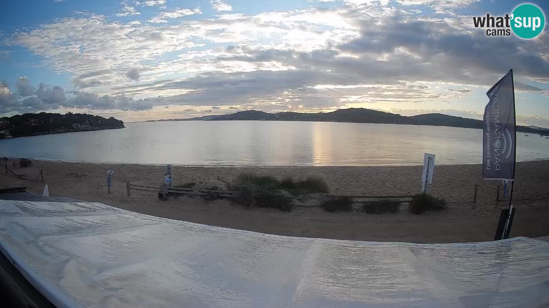 Porto Pollo Windsurfing and Kite surfing live webcam – Sardinia – Italy