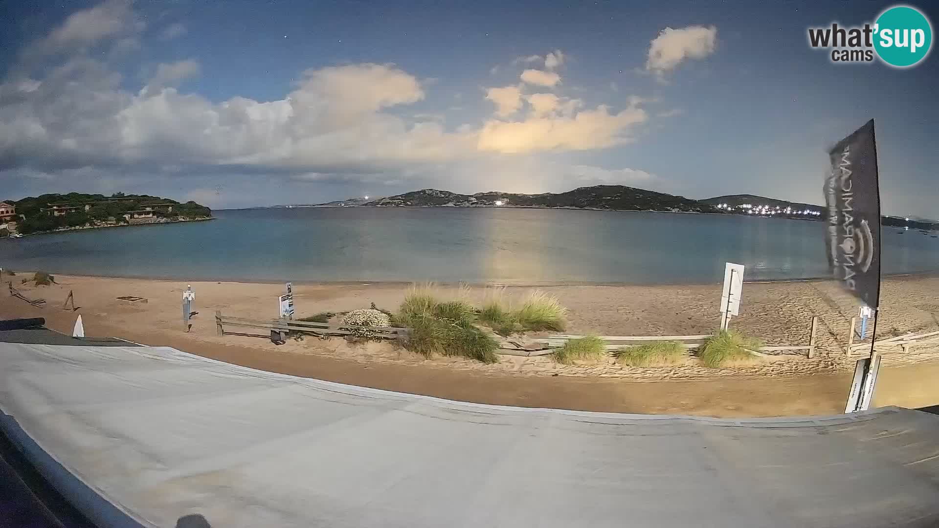 Webcam en direct de planche à voile et de kite surf à Porto Pollo – Sardaigne – Italie
