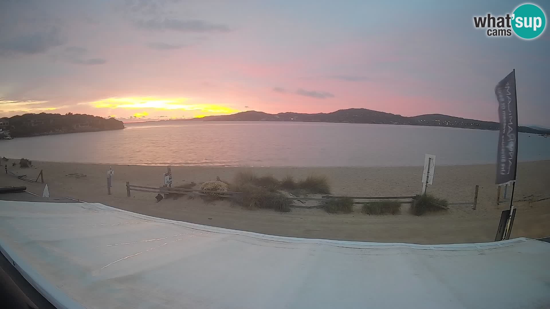 Porto Pollo Windsurfing i Kite surfanje web kamera uživo – Sardinija – Italija
