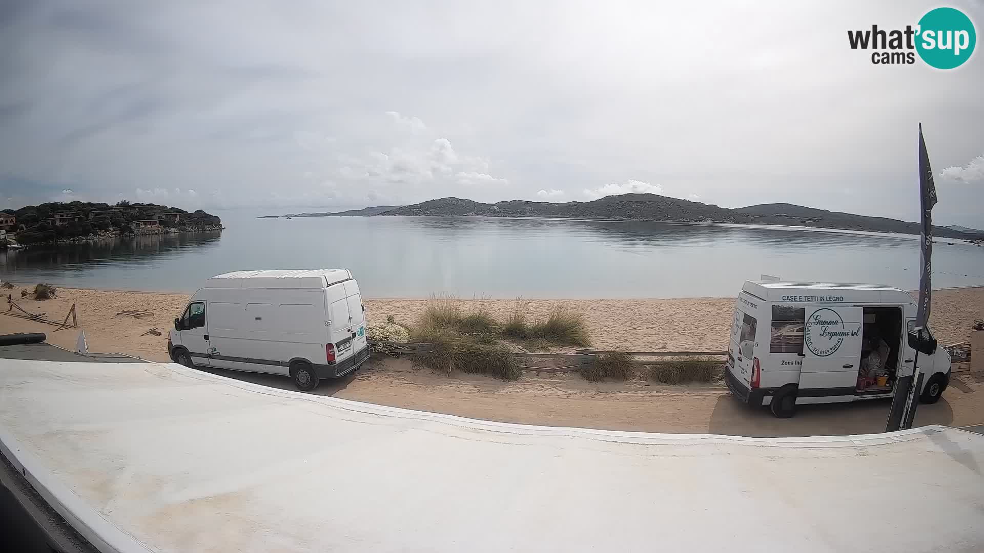 Porto Pollo Windsurfing and Kite surfing live webcam – Sardinia – Italy