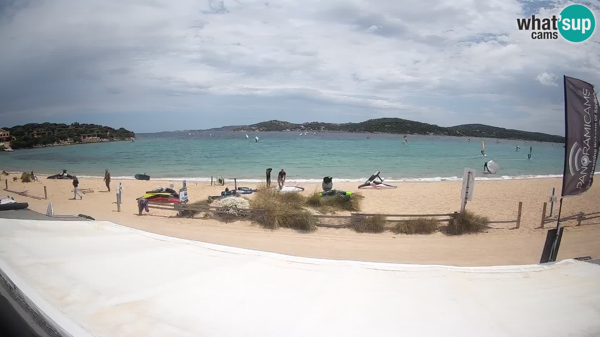 Porto Pollo Windsurfing i Kite surfanje web kamera uživo – Sardinija – Italija
