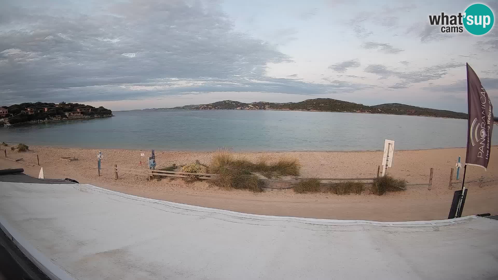 Porto Pollo Windsurfing and Kite surfing live webcam – Sardinia – Italy