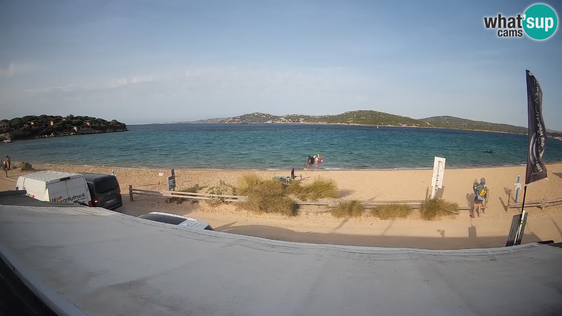 Spletna kamera v živo za jadranje na deski in kajtanje Porto Pollo – Sardinija – Italija