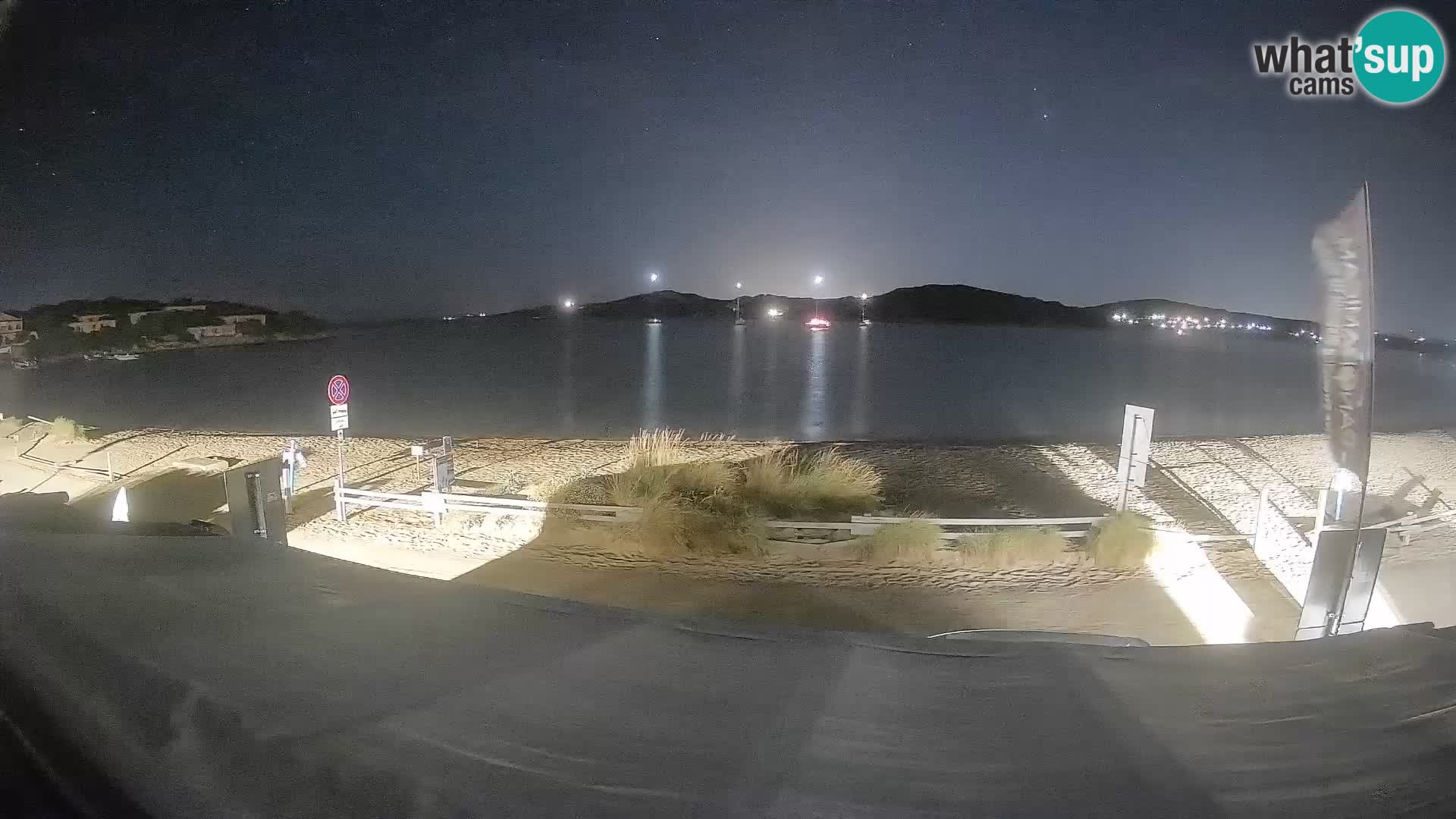 Spletna kamera v živo za jadranje na deski in kajtanje Porto Pollo – Sardinija – Italija