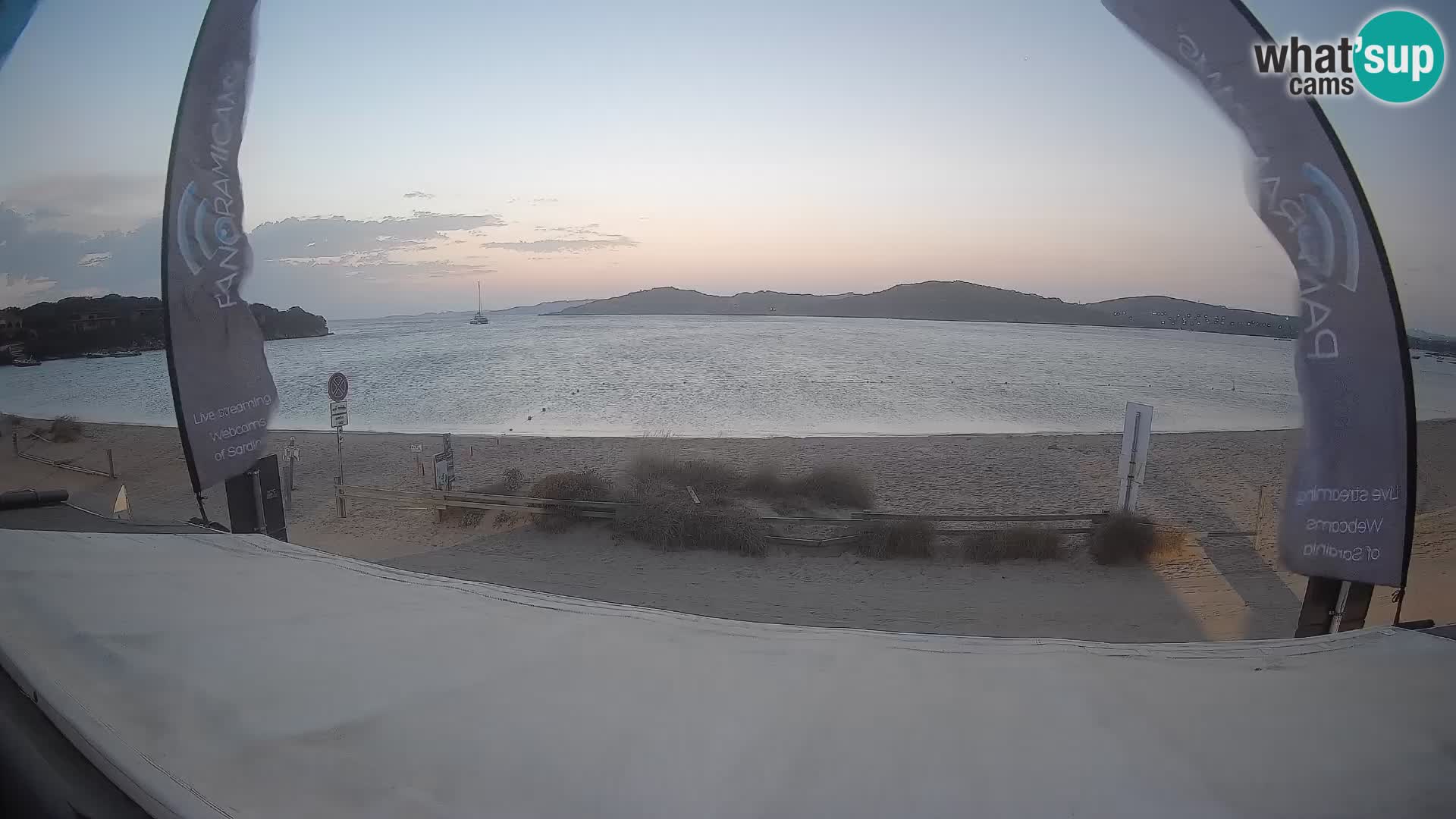 Porto Pollo Windsurfing i Kite surfanje web kamera uživo – Sardinija – Italija