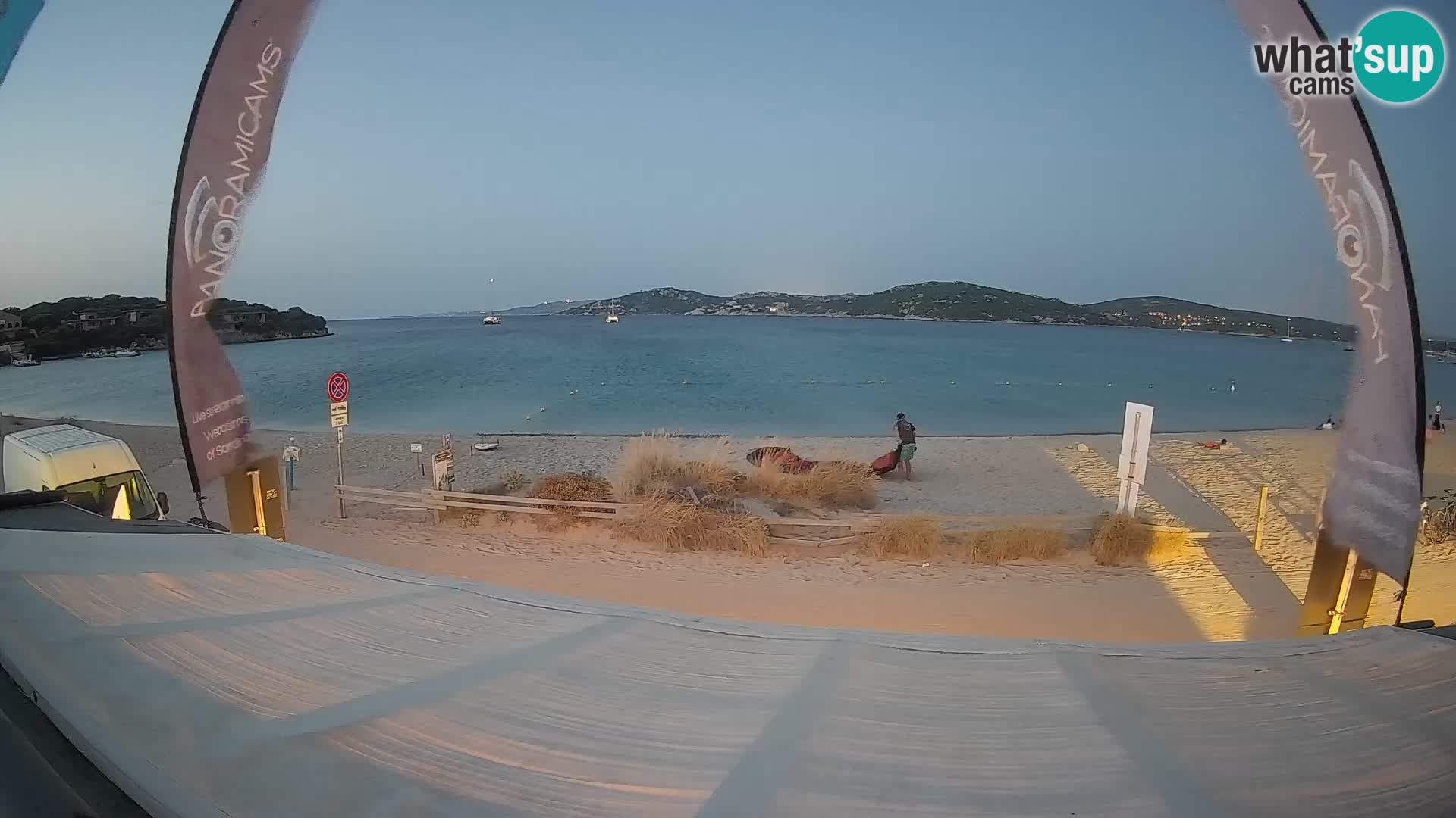 Porto Pollo Windsurfing and Kite surfing live webcam – Sardinia – Italy