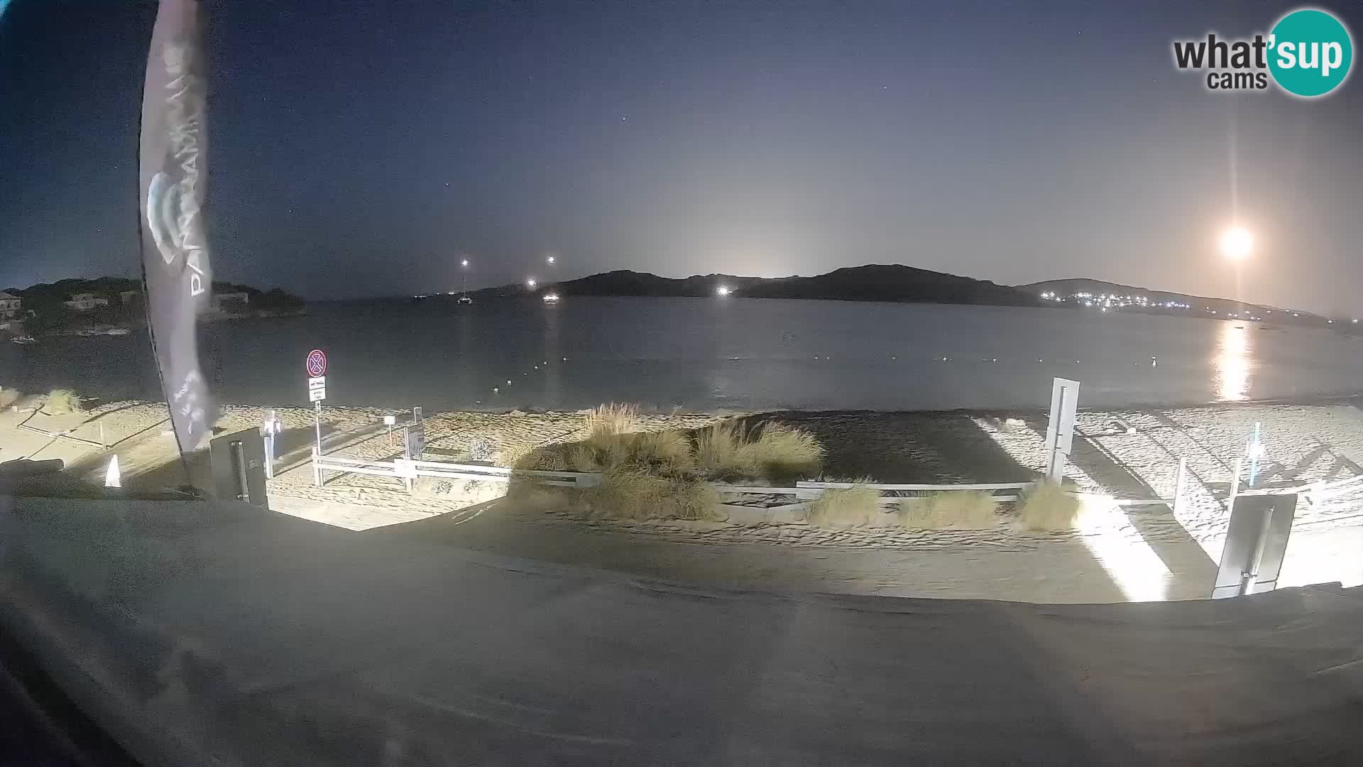 Porto Pollo Windsurfing and Kite surfing live webcam – Sardinia – Italy
