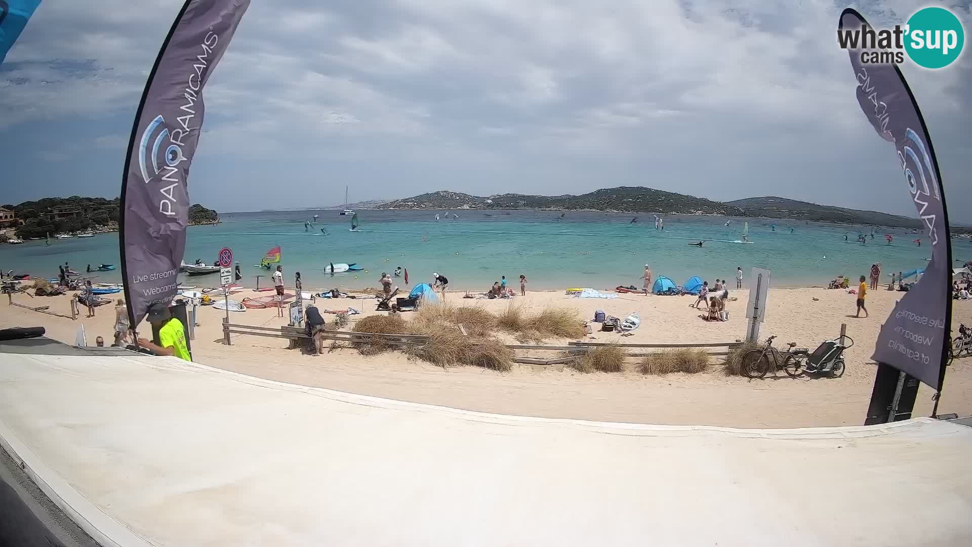 Spletna kamera v živo za jadranje na deski in kajtanje Porto Pollo – Sardinija – Italija
