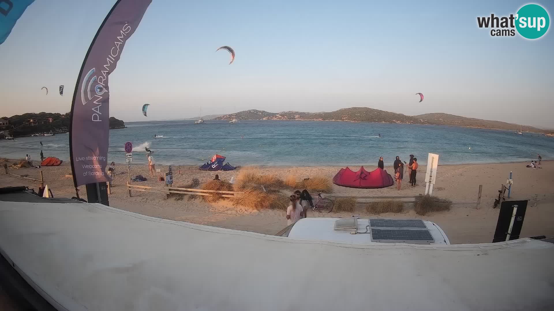 Porto Pollo Windsurfing i Kite surfanje web kamera uživo – Sardinija – Italija