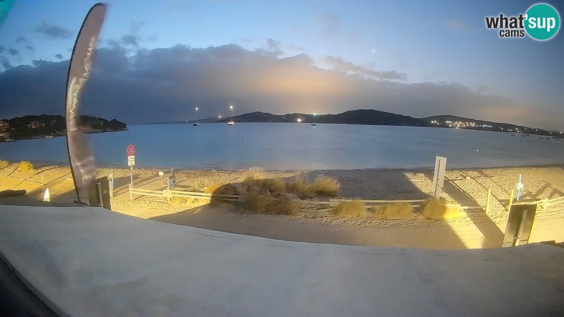 Porto Pollo Windsurfing i Kite surfanje web kamera uživo – Sardinija – Italija