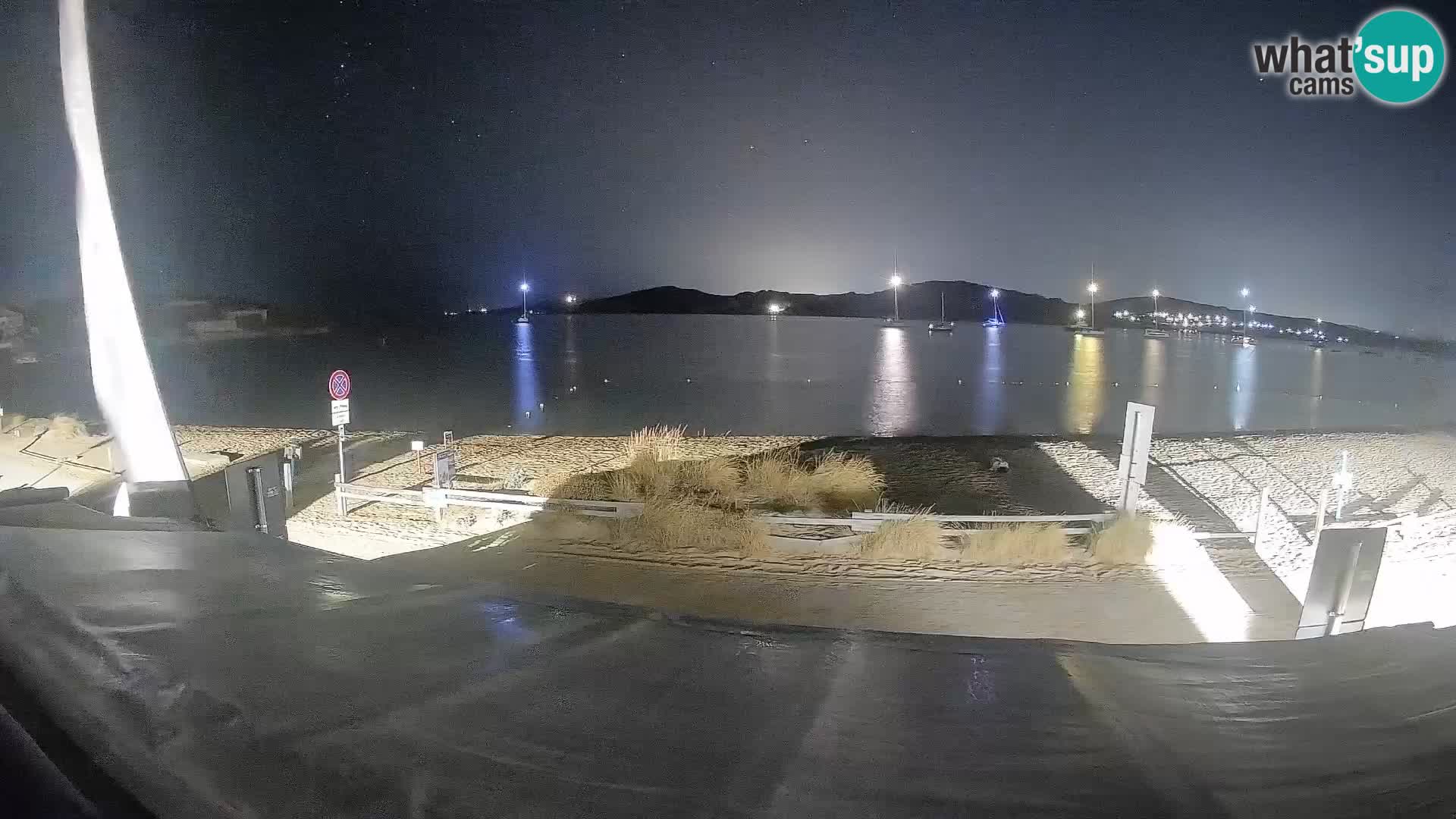 Spletna kamera v živo za jadranje na deski in kajtanje Porto Pollo – Sardinija – Italija