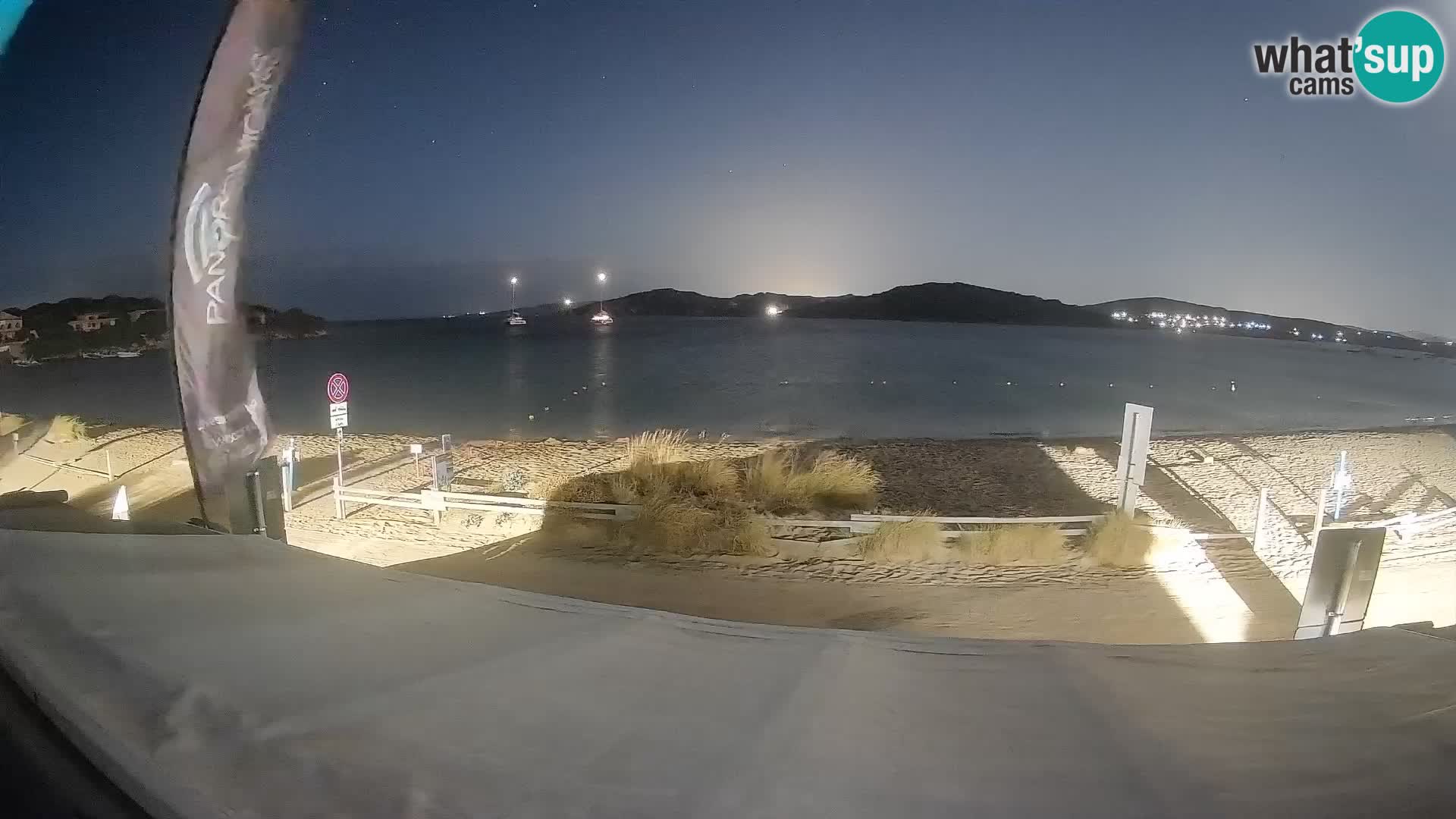 Porto Pollo Windsurfing i Kite surfanje web kamera uživo – Sardinija – Italija