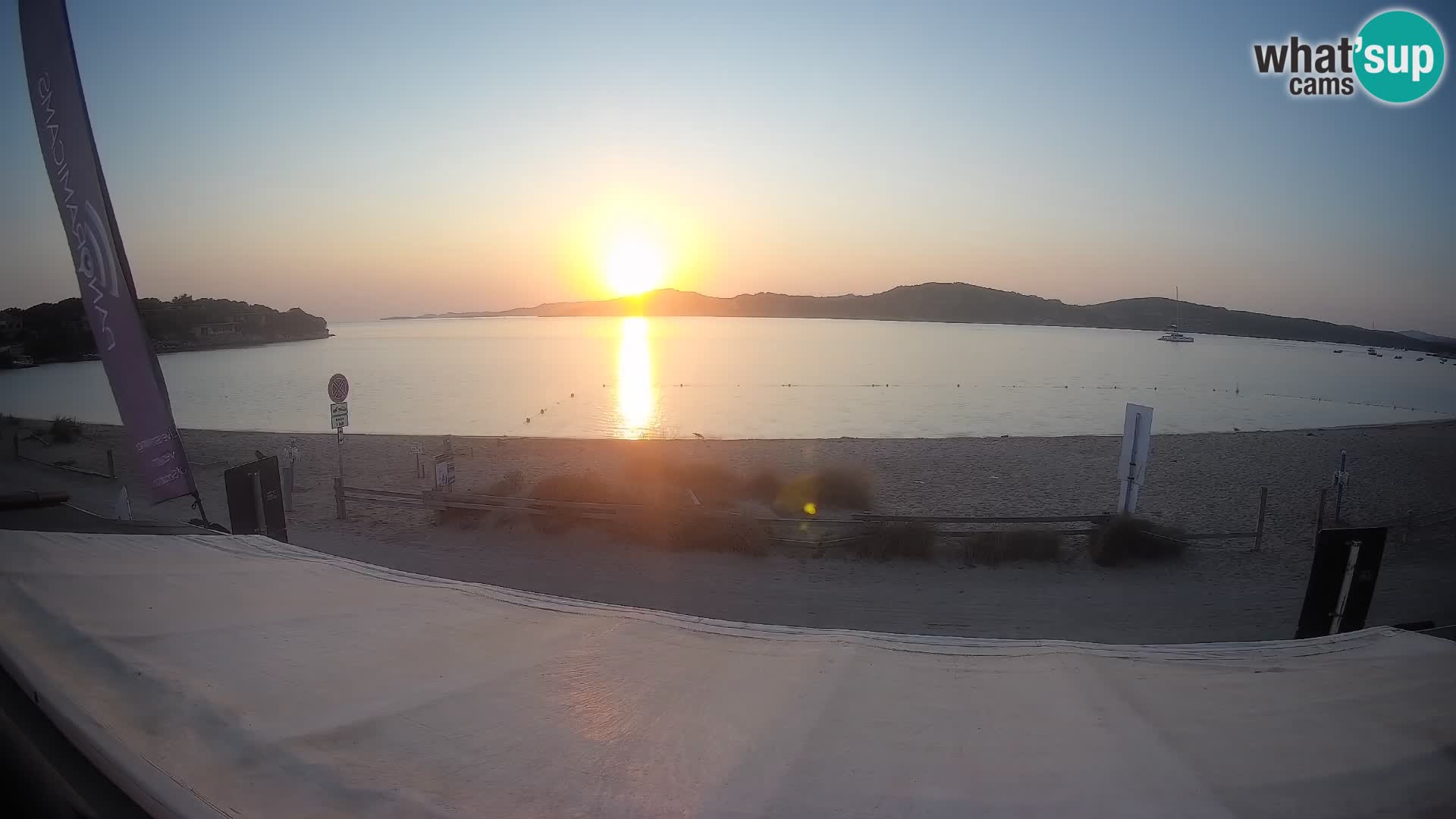 Porto Pollo Windsurfing and Kite surfing live webcam – Sardinia – Italy