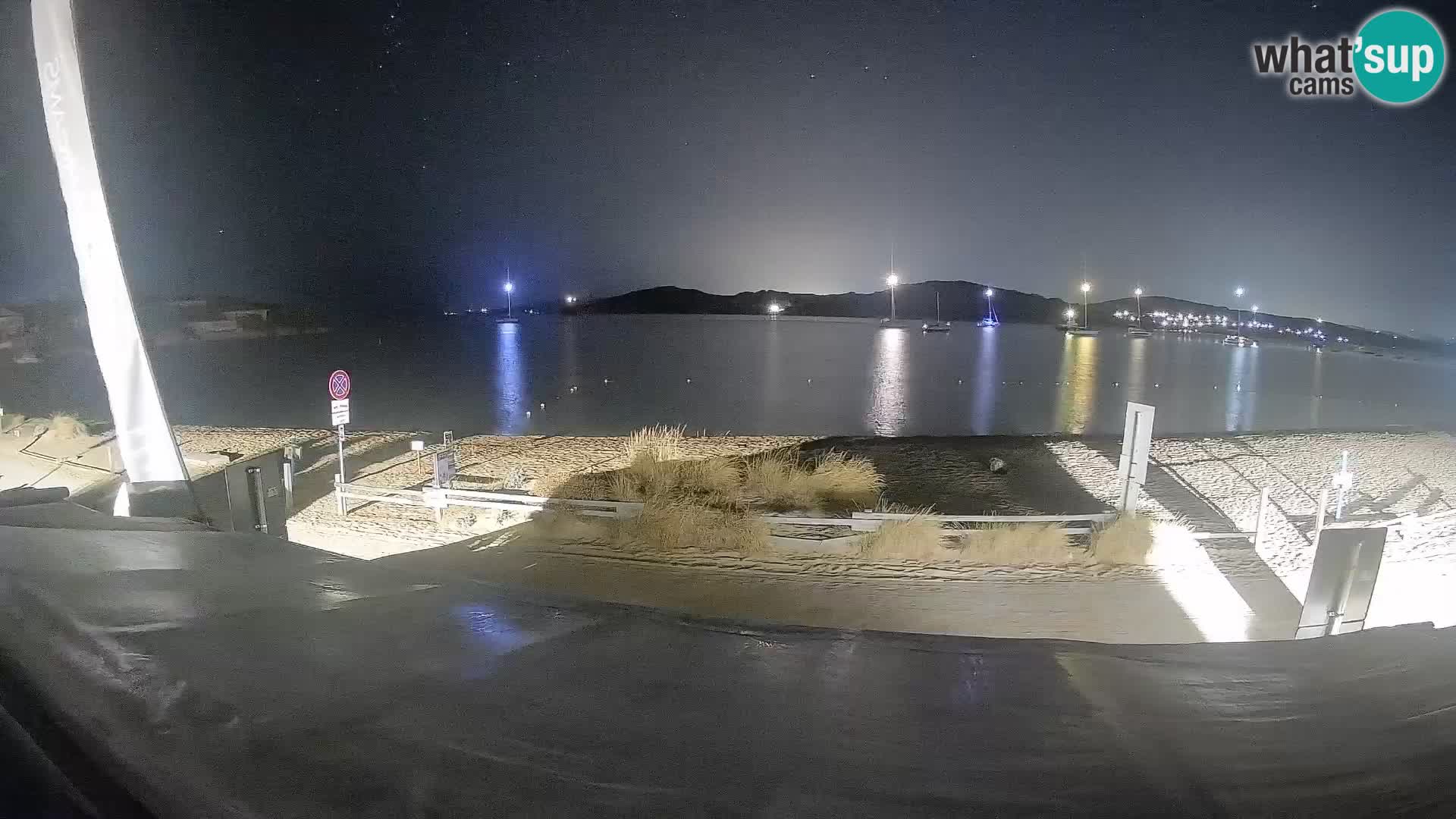 Spletna kamera v živo za jadranje na deski in kajtanje Porto Pollo – Sardinija – Italija