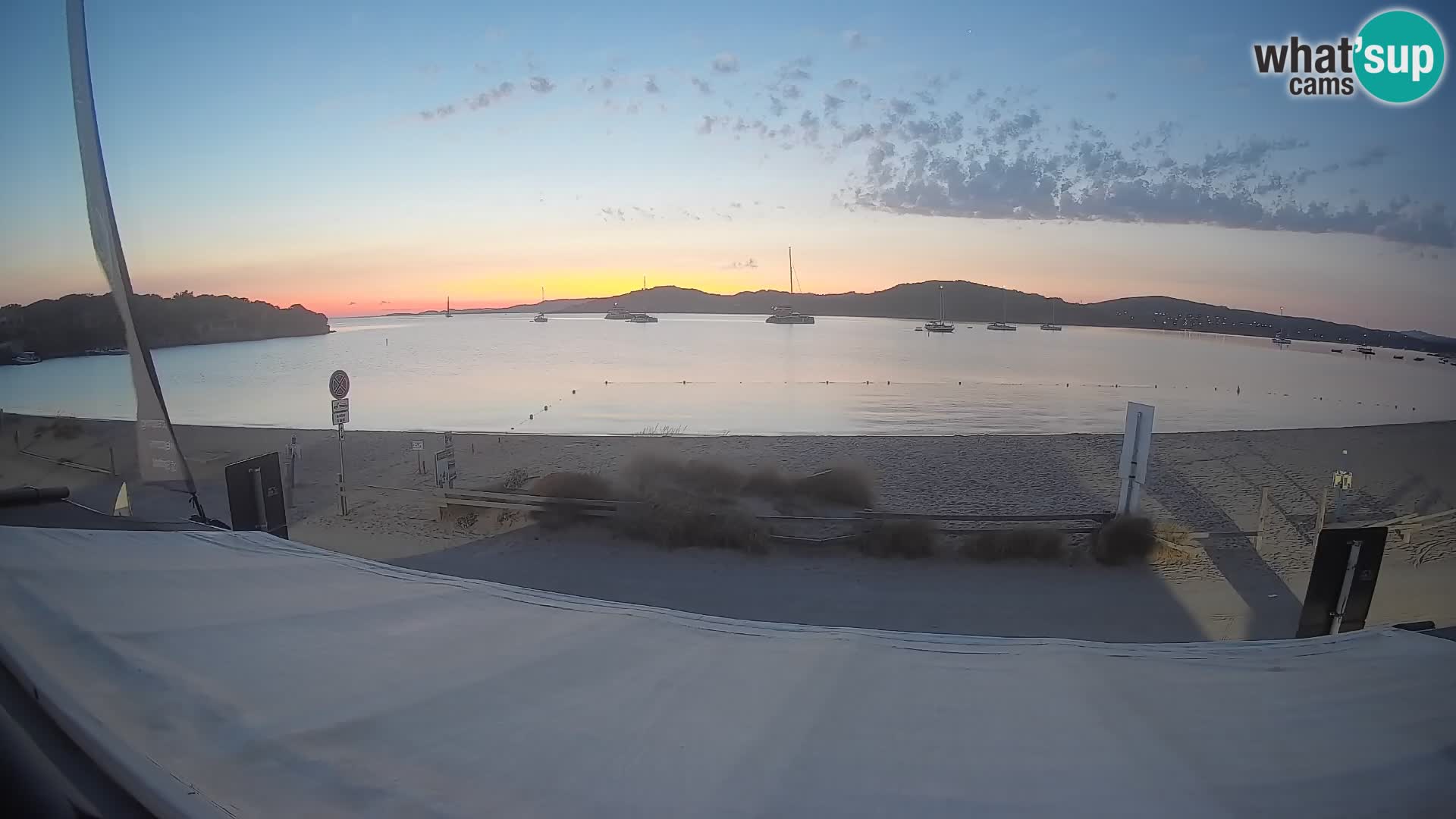 Porto Pollo Windsurfing i Kite surfanje web kamera uživo – Sardinija – Italija