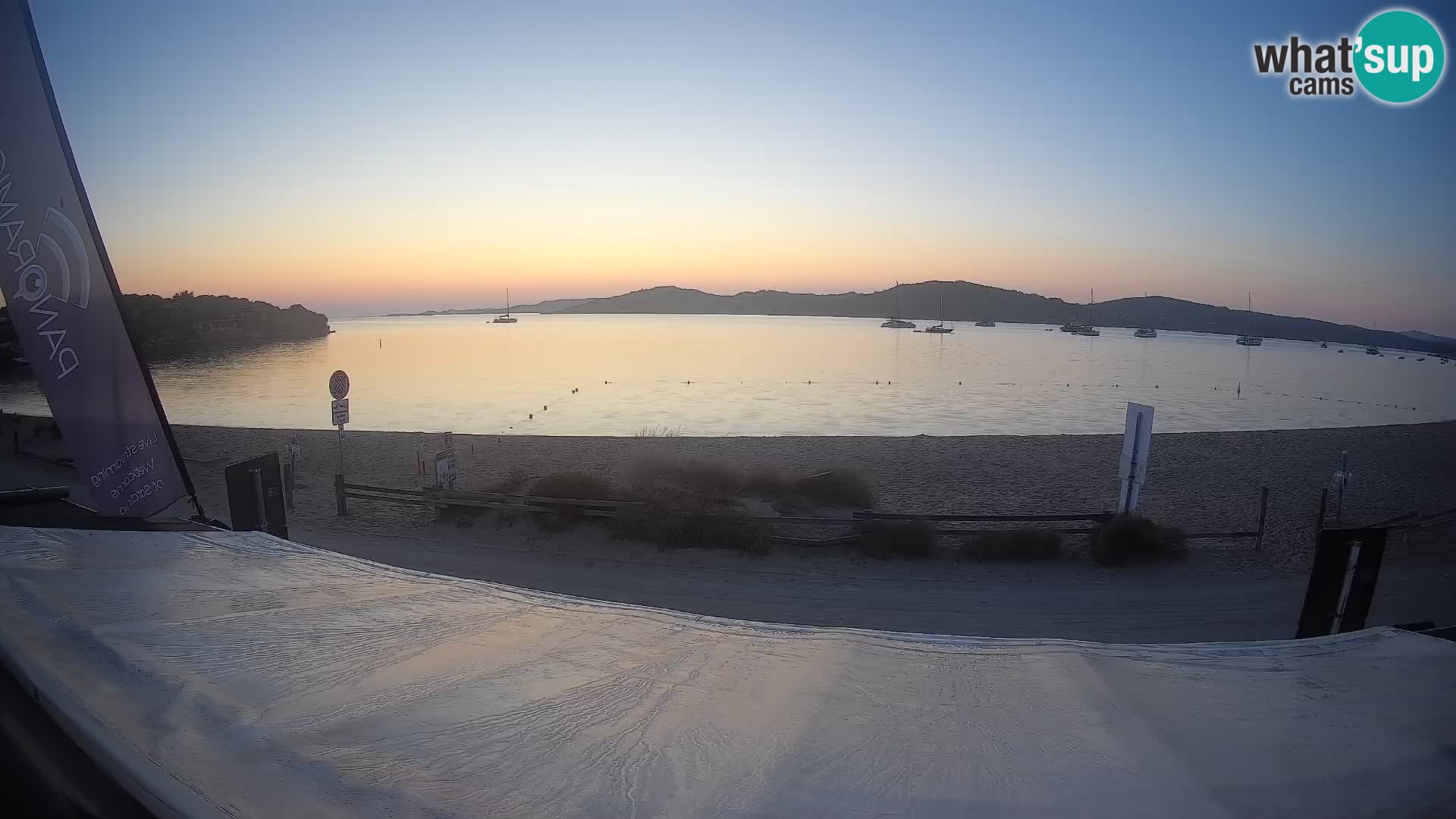 Porto Pollo Windsurfing and Kite surfing live webcam – Sardinia – Italy