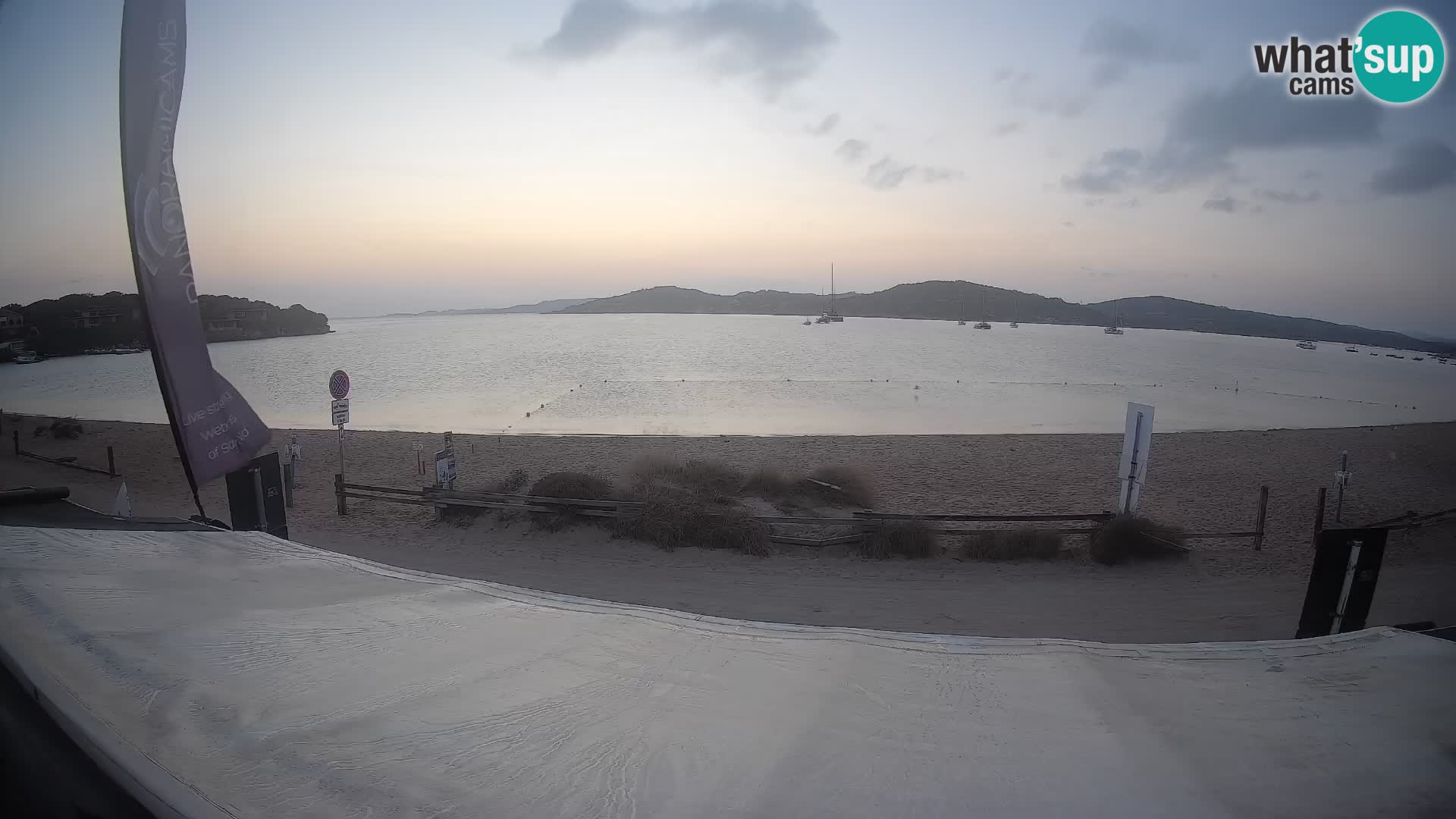 Porto Pollo Windsurfing and Kite surfing live webcam – Sardinia – Italy