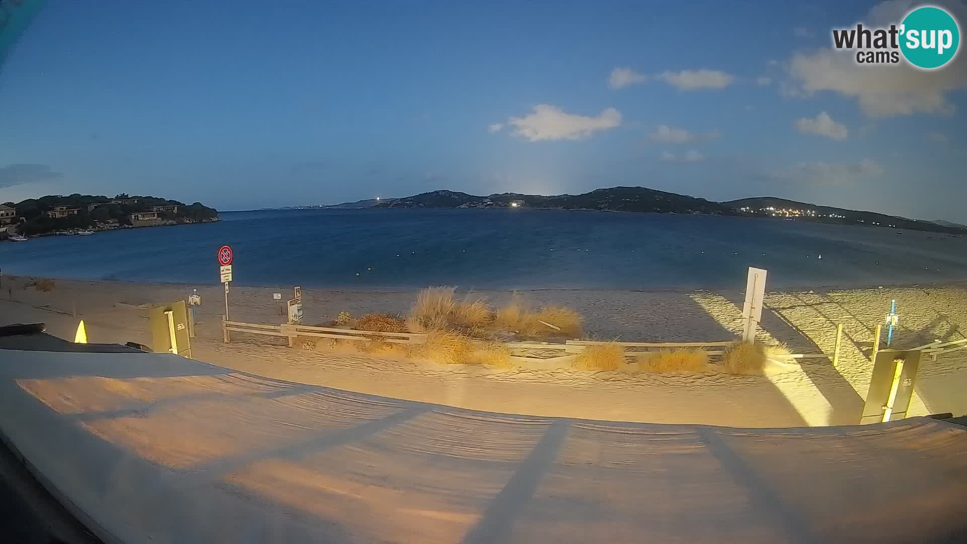 Porto Pollo Windsurfing and Kite surfing live webcam – Sardinia – Italy