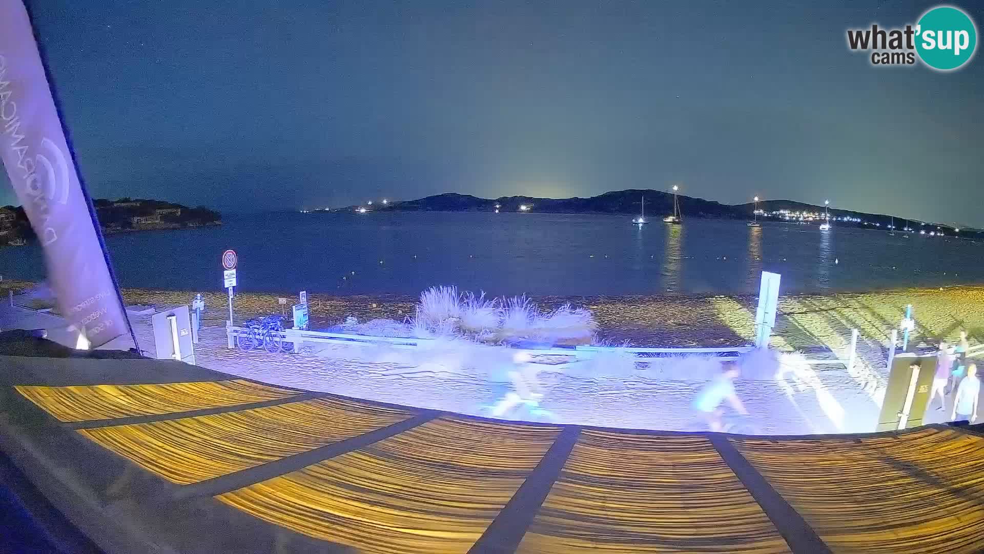 Spletna kamera v živo za jadranje na deski in kajtanje Porto Pollo – Sardinija – Italija