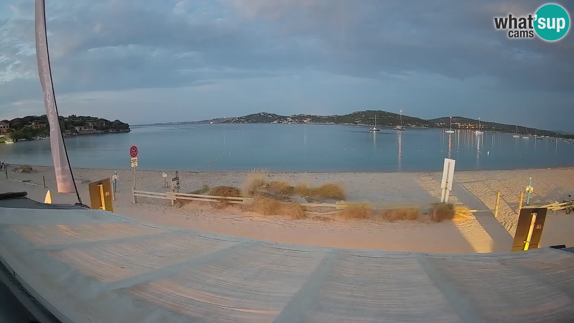 Porto Pollo Windsurfing i Kite surfanje web kamera uživo – Sardinija – Italija