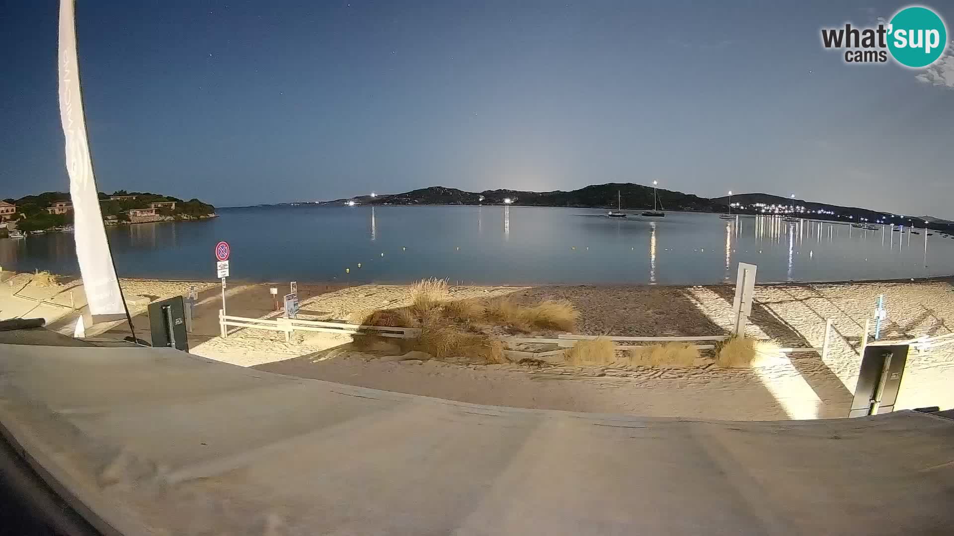 Spletna kamera v živo za jadranje na deski in kajtanje Porto Pollo – Sardinija – Italija