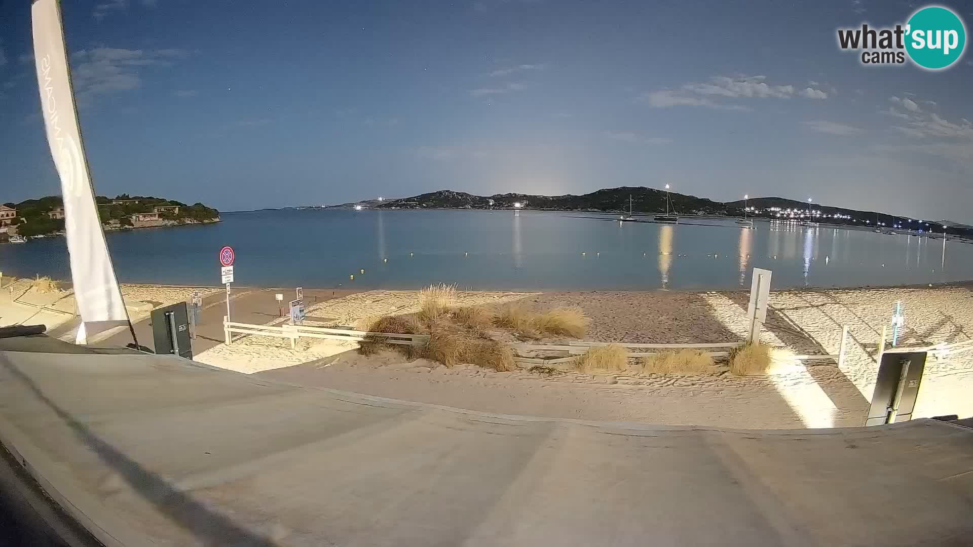 Spletna kamera v živo za jadranje na deski in kajtanje Porto Pollo – Sardinija – Italija