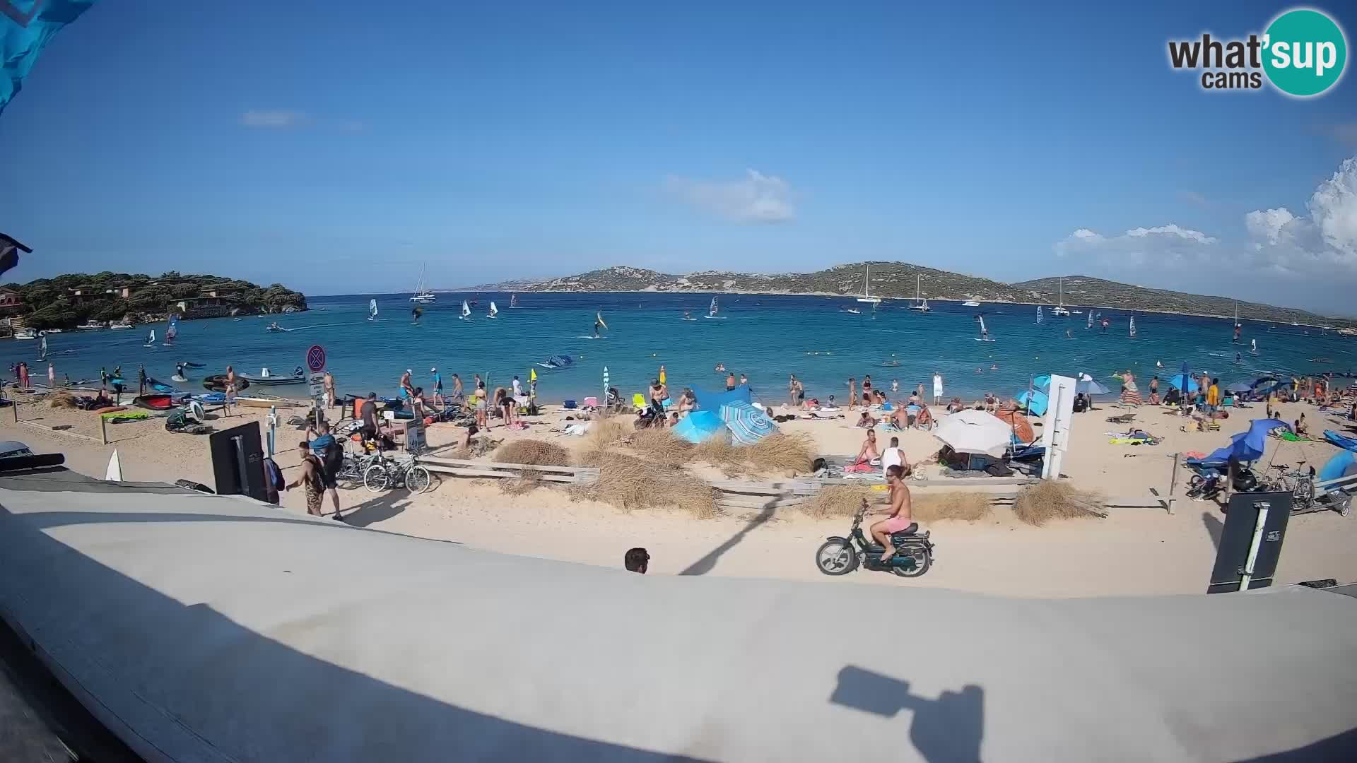 Webcam en direct de planche à voile et de kite surf à Porto Pollo – Sardaigne – Italie