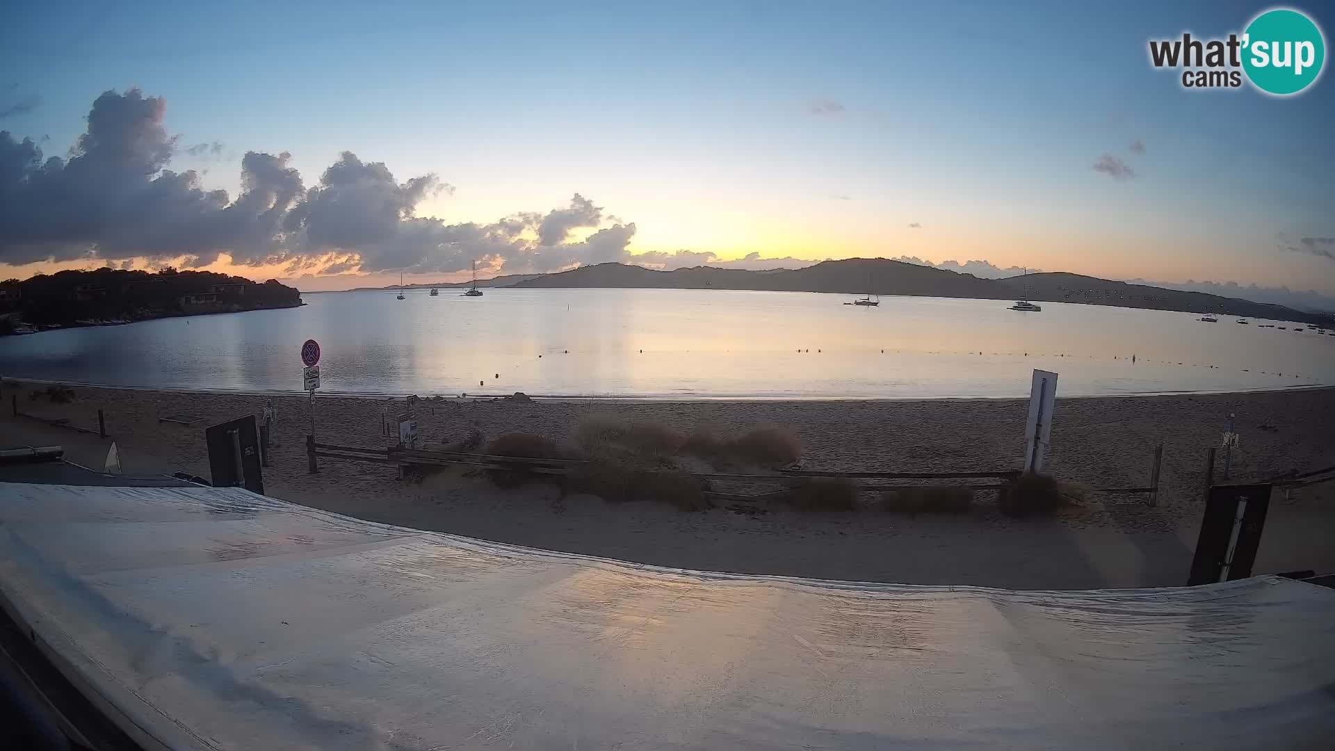 Porto Pollo Windsurfing i Kite surfanje web kamera uživo – Sardinija – Italija