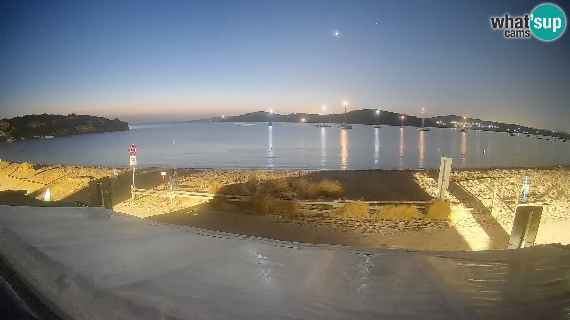 Porto Pollo Windsurfing and Kite surfing live webcam – Sardinia – Italy
