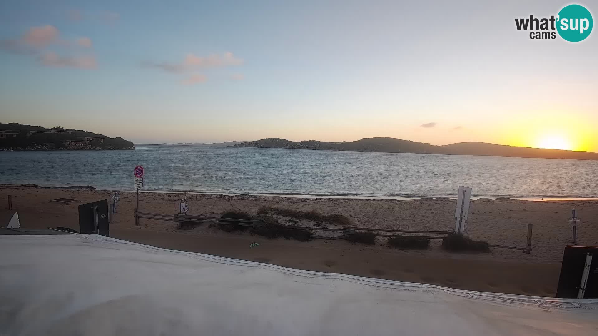 Porto Pollo Windsurfing i Kite surfanje web kamera uživo – Sardinija – Italija