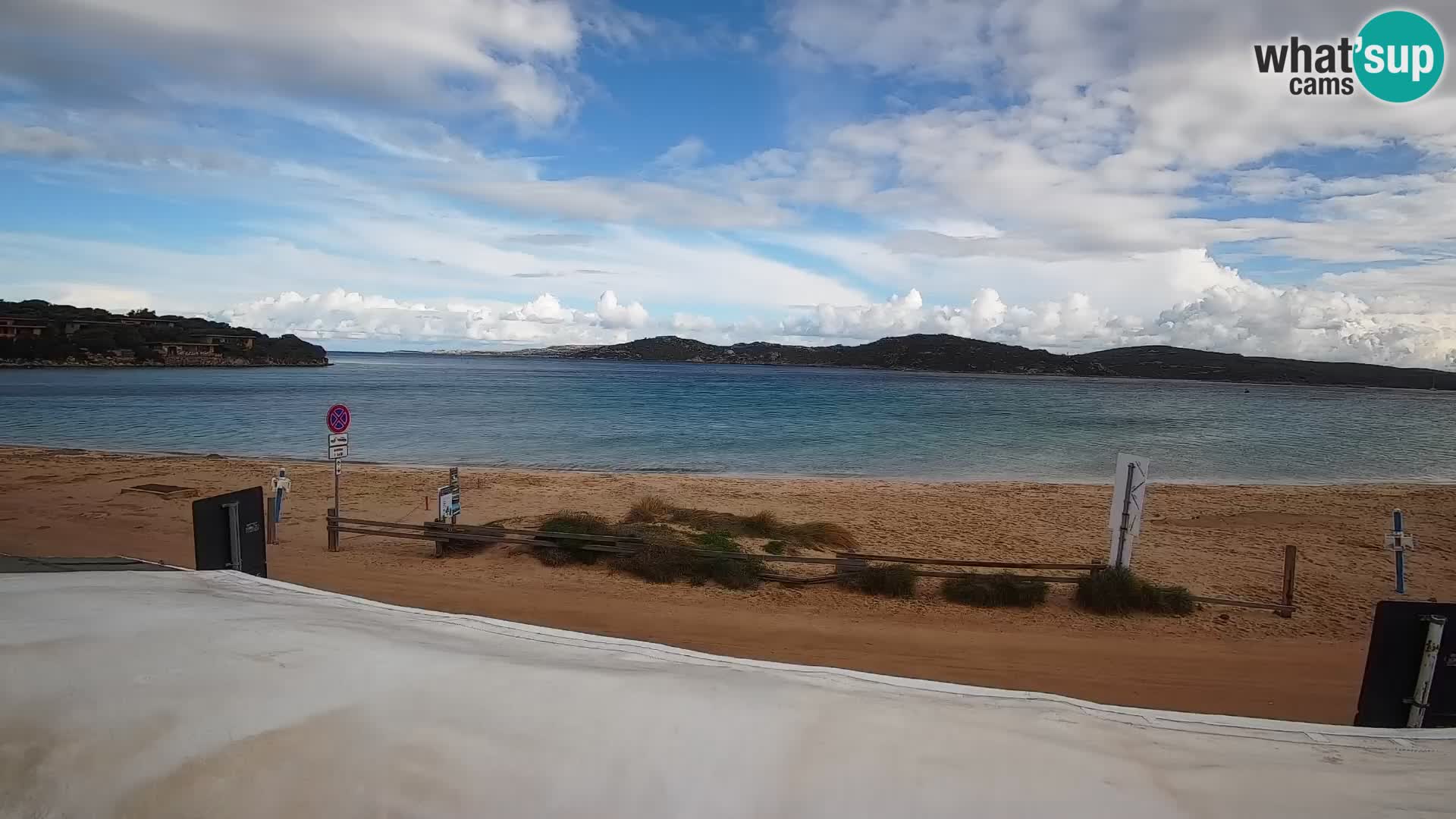 Porto Pollo Windsurfing i Kite surfanje web kamera uživo – Sardinija – Italija