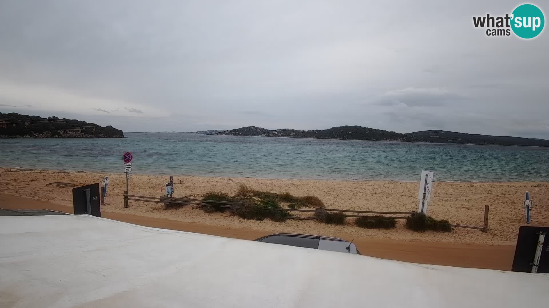 Spletna kamera v živo za jadranje na deski in kajtanje Porto Pollo – Sardinija – Italija