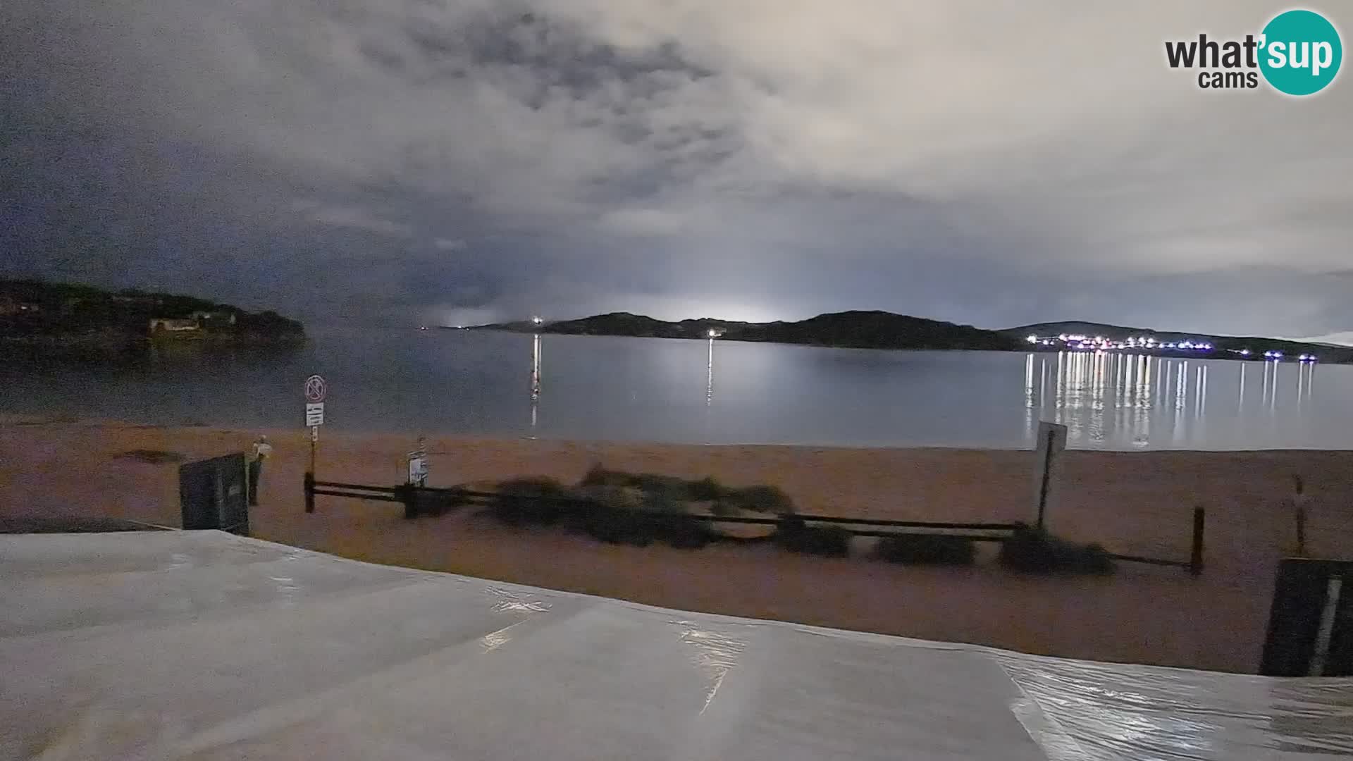 Porto Pollo Windsurfing i Kite surfanje web kamera uživo – Sardinija – Italija