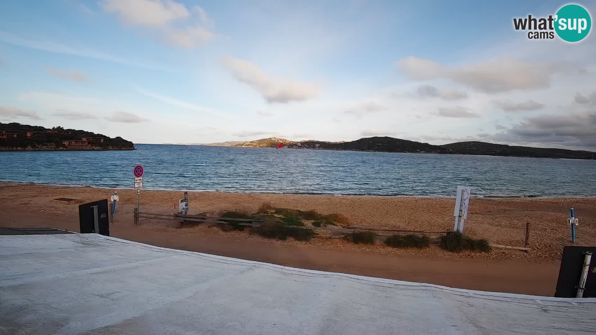 Porto Pollo Windsurfing and Kite surfing live webcam – Sardinia – Italy