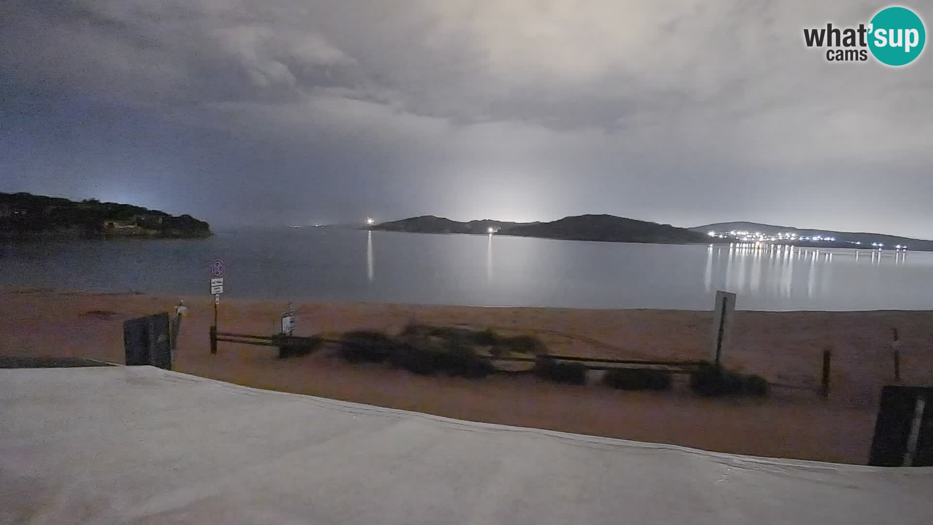 Porto Pollo Windsurfing i Kite surfanje web kamera uživo – Sardinija – Italija